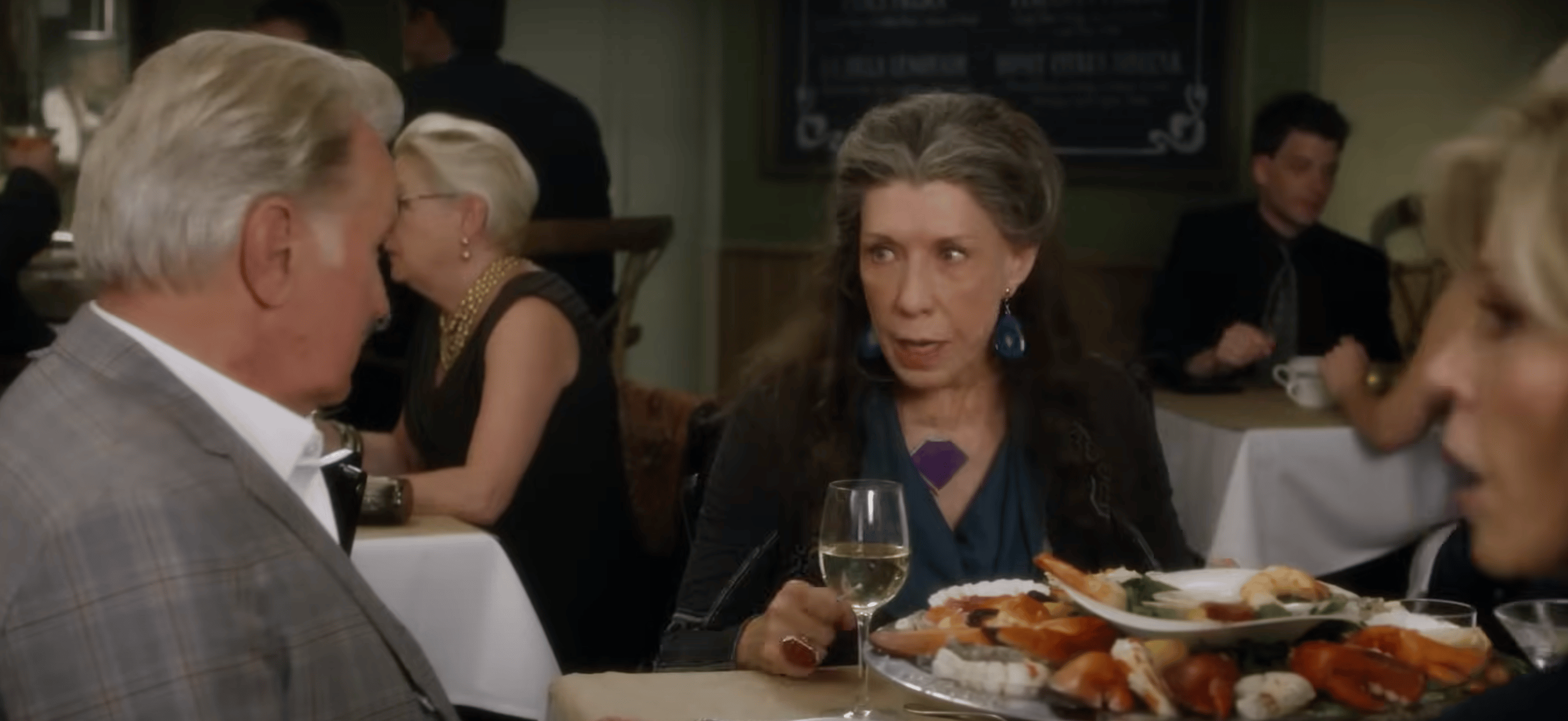 10 Comedy Shows Like New Girl To Binge Next